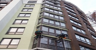 Установка крыши на балкон Калуга цена от 1039 руб. м/2.